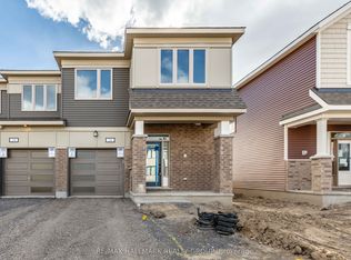 26 Pewee Pl, Ottawa, ON K4A5J4
