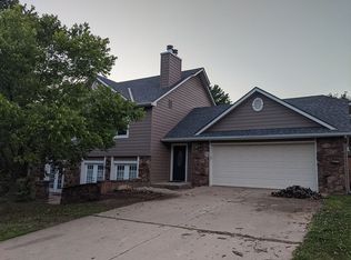 1318 E Brendonwood Rd, Derby, KS 67037