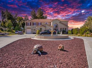 18253 Hollowtree Ln, Riverside, CA 92504