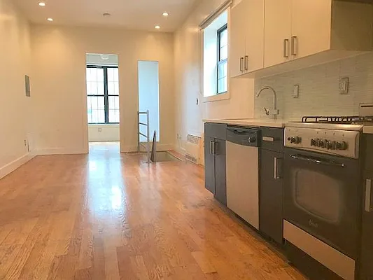 Rented by Simply Brooklyn Realty Inc | media 34