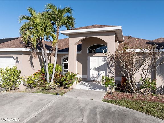 5th image of 611 SE 19th St