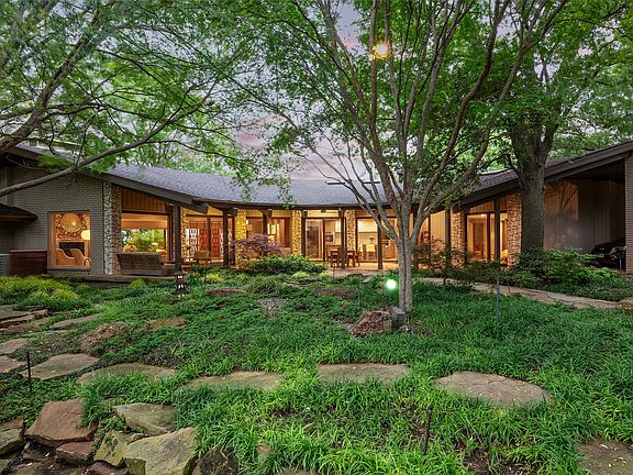 5th image of 4651 Chapel Hill Rd