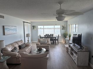 4750 Cove Cir #711-1, Saint Petersburg, FL 33708