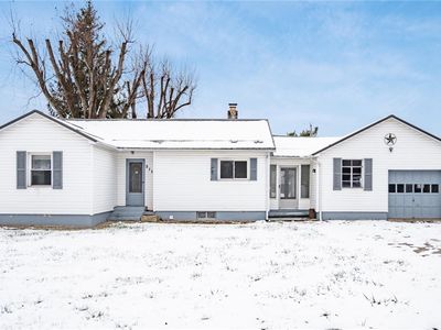 211 W 4th St, Frazeysburg, OH, 43822