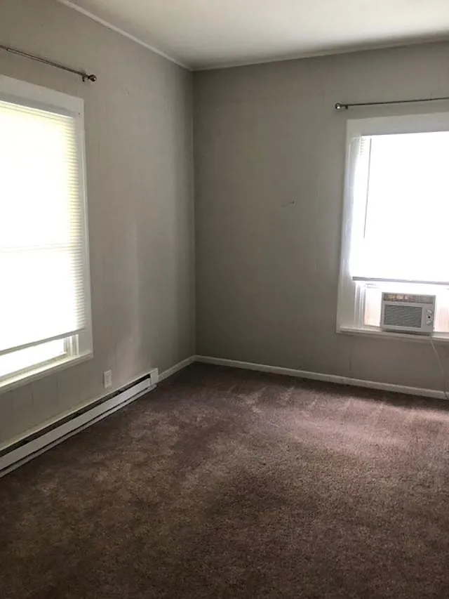 2 bed, 950 sqft, $1,295 — Photo 2