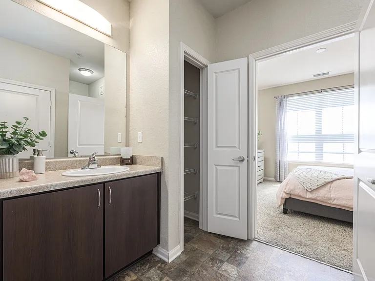 Spring Creek Apartments — Photo 27