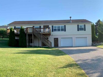 873 Country Ln, Petoskey, MI, 49770