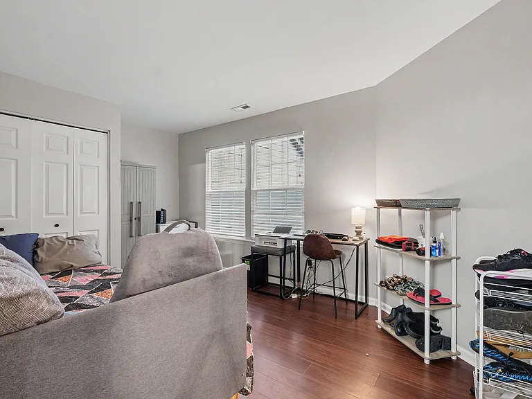 6121 Gray Gate Ln #K — Photo 19