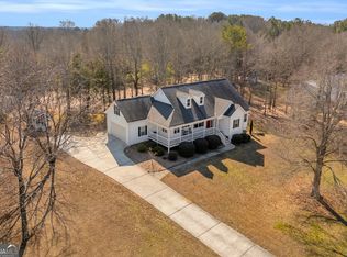 3020 Meadow Trl, Loganville, GA 30052