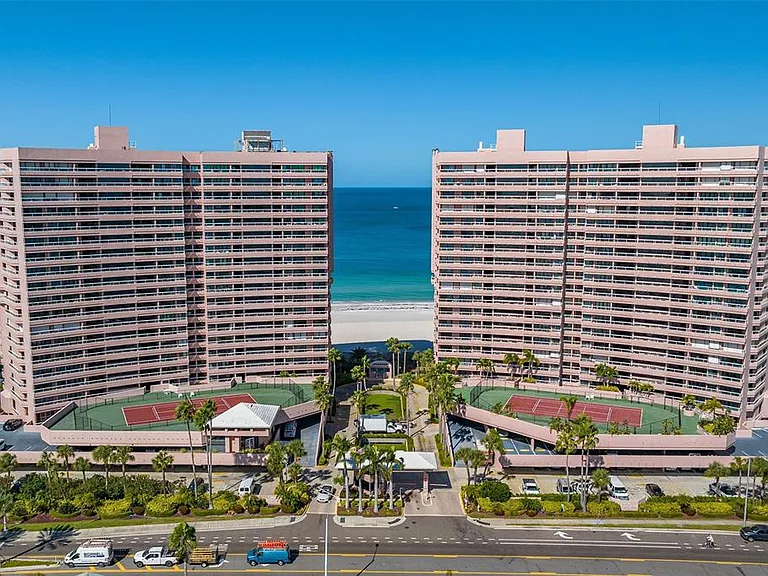 1310 Gulf Blvd #10D — Photo 32
