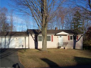 4 Cozy Hollow Rd, Danbury, CT 06811