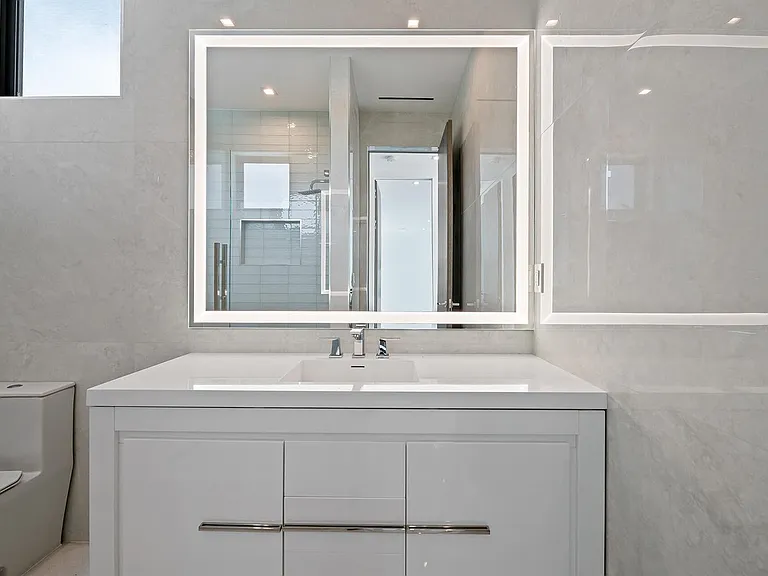 401 Lido Dr — Photo 64