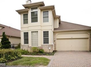 28 Stone Gate Ct, Pikesville, MD 21208