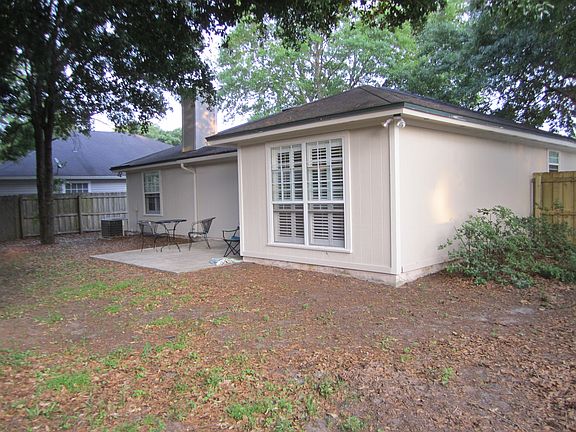 2nd image of 7535 Deer Cove Ln