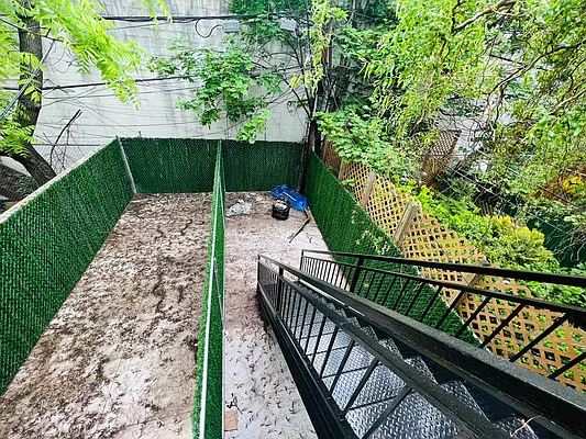 Rented by null | media 53