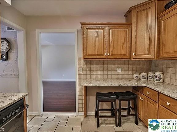 4th image of 3602 Brandford Ct