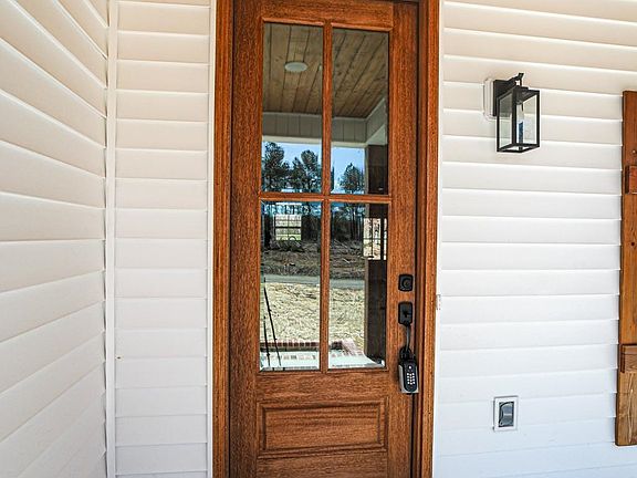 3rd image of 247 Elgin Hills Dr