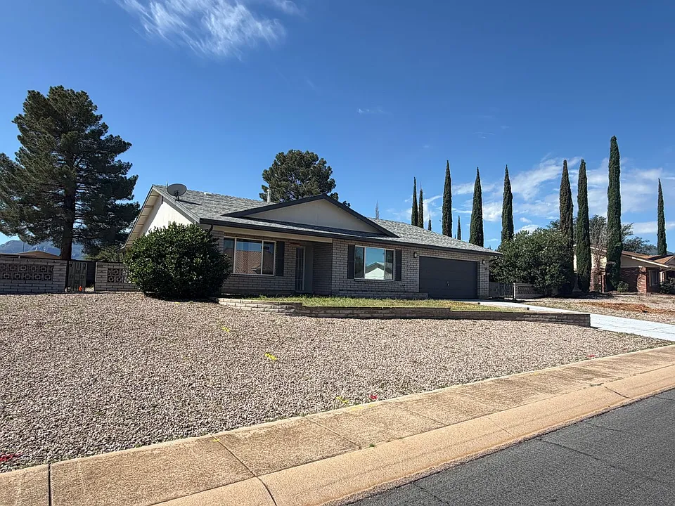 1118 Katherine Dr