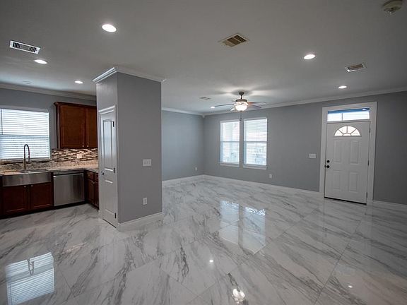 3rd image of 5619 Menard Ave