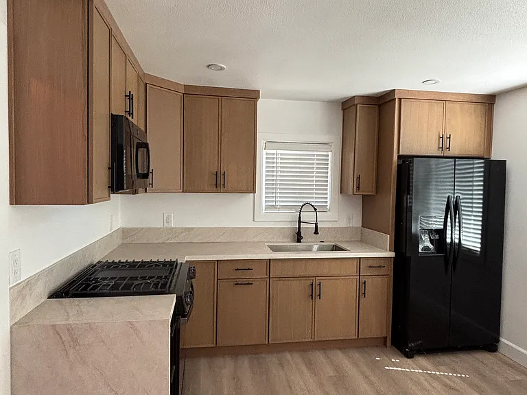2045 Nolan Ct — Photo 20