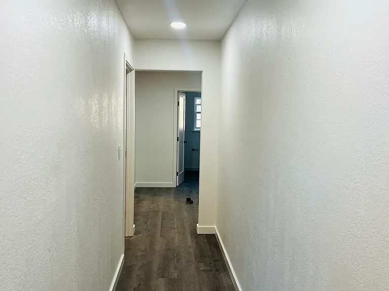 2156 Carlmont Dr #3 — Photo 3