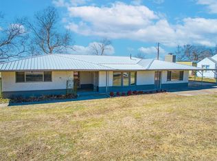 2323 N Jim Thorpe Blvd, Prague, OK 74864