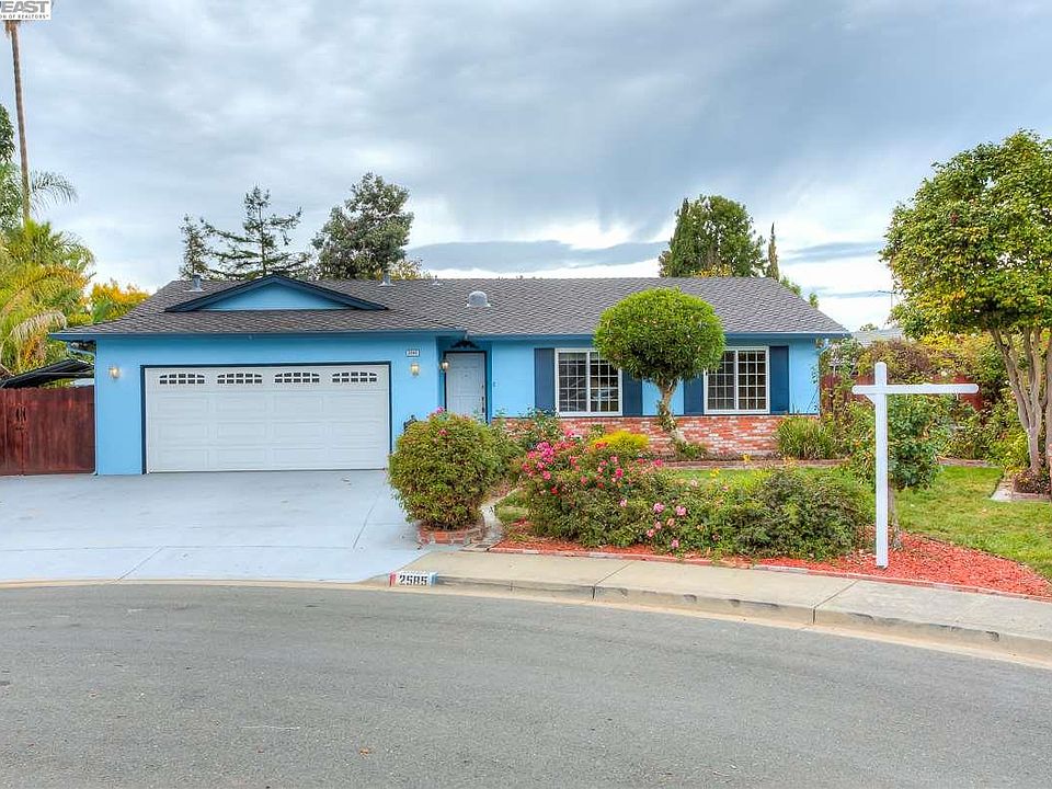 1st image of 2585 Maraschino Ct