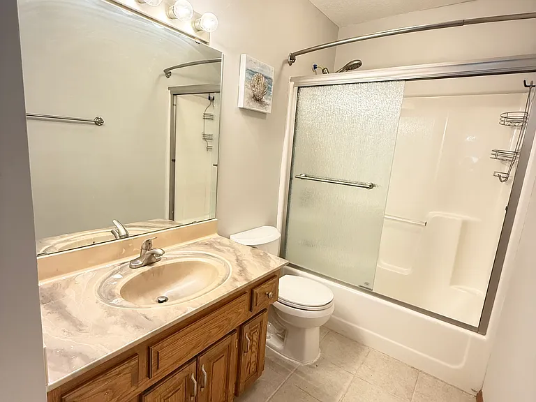 8257 N Woodland Ave — Photo 24