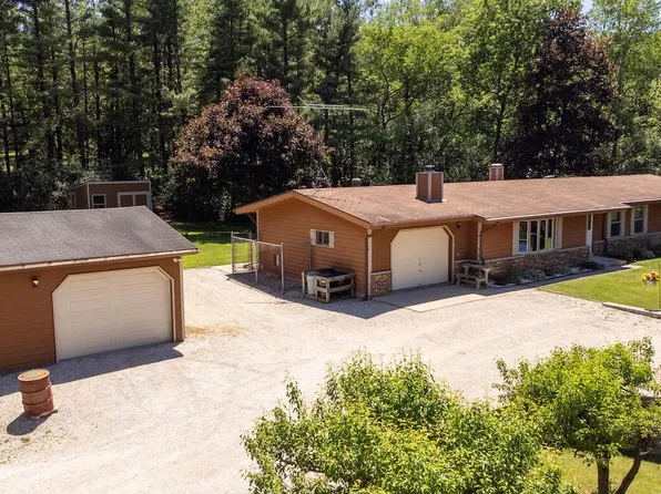 W350S2165 Waterville ROAD, Oconomowoc, WI 53066