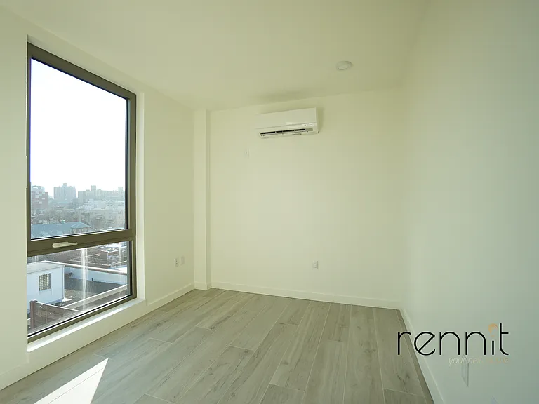 33 Little Nassau St #908 — Photo 12