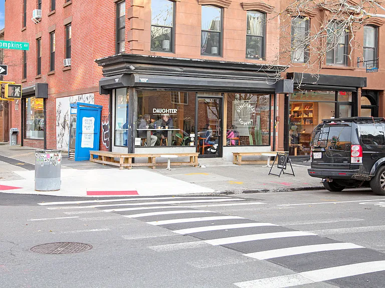 59 Monroe St #3 — Photo 23
