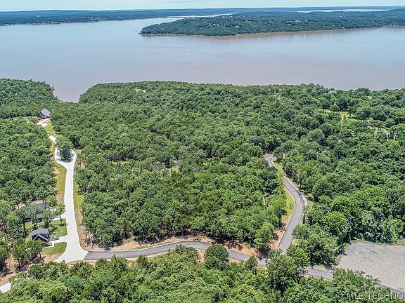 4th image of 136 Patriot Point