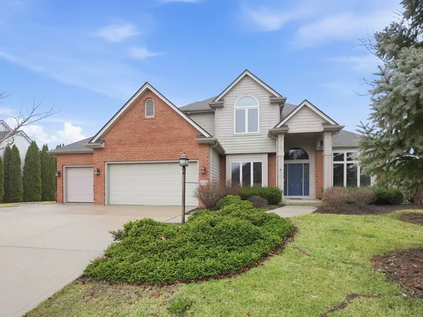 2001 Calais Rd, Fort Wayne, IN 46814