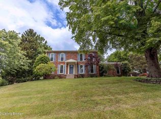 9005 Collingwood Rd, Jeffersontown, KY 40299