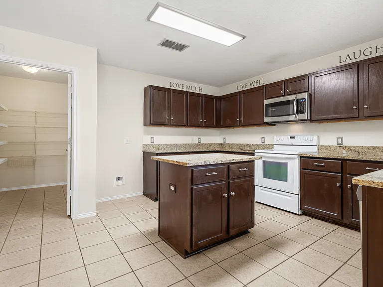 25630 Presidio Aly — Photo 6