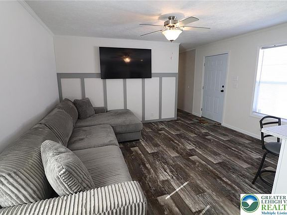 3rd image of 5016 Old Timber Rd