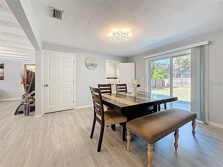 1408 Rogers St — Photo 13