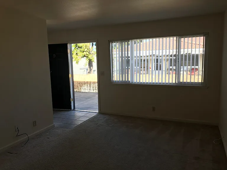 710 Harvard Ave — Photo 9