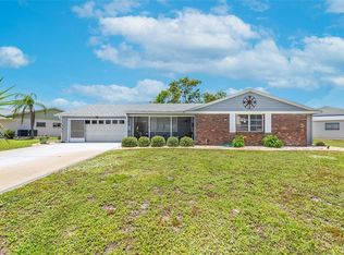 1416 Seton Hall Dr, Sun City Center, FL 33573