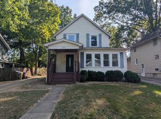 1941 10th St, Cuyahoga Falls, OH