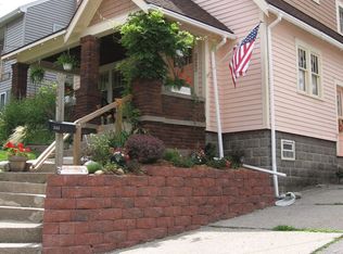 343 Sunset Ave NW, Grand Rapids, MI 49504