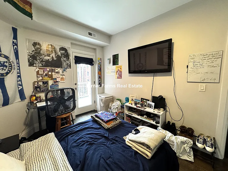 7R Strathmore Rd #3R — Photo 23