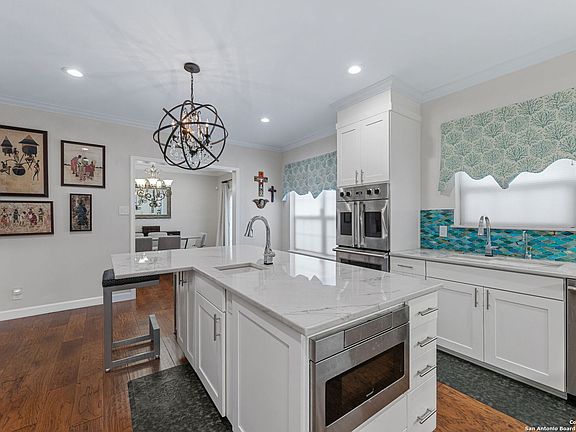 2nd image of 7731 BROADWAY #114C