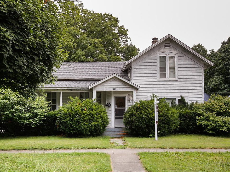 213 north maple-101