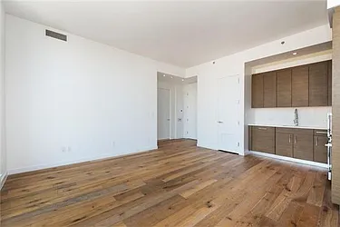 Rented by RELO REDAC INC.