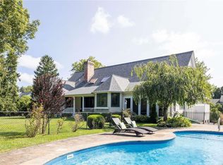 2700 Fairway Dr, Cutchogue, NY 11935