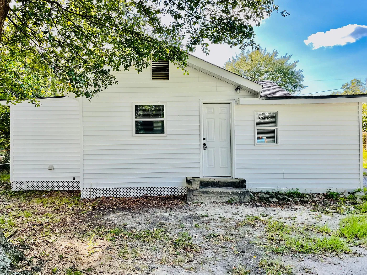 1815 Fairview Ave — Photo 4