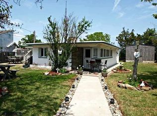 725 W Montgomery Ave, Wildwood, NJ 08260