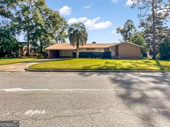5011 Peachtree St, Valdosta, GA 31605
