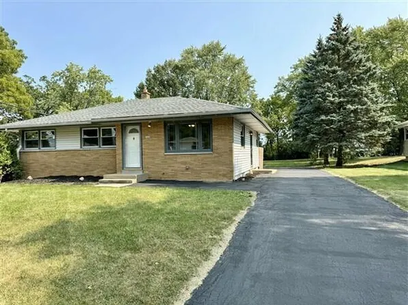 2448 North 111th STREET, Wauwatosa, WI 53226